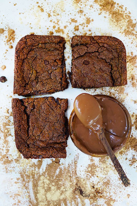 The best fudge vegan brownies, made with superfoods Maca and cacao! These wholesome healthy brownies come together in one bowl in 10 minutes. They're also paleo grain-free and gluten-free!